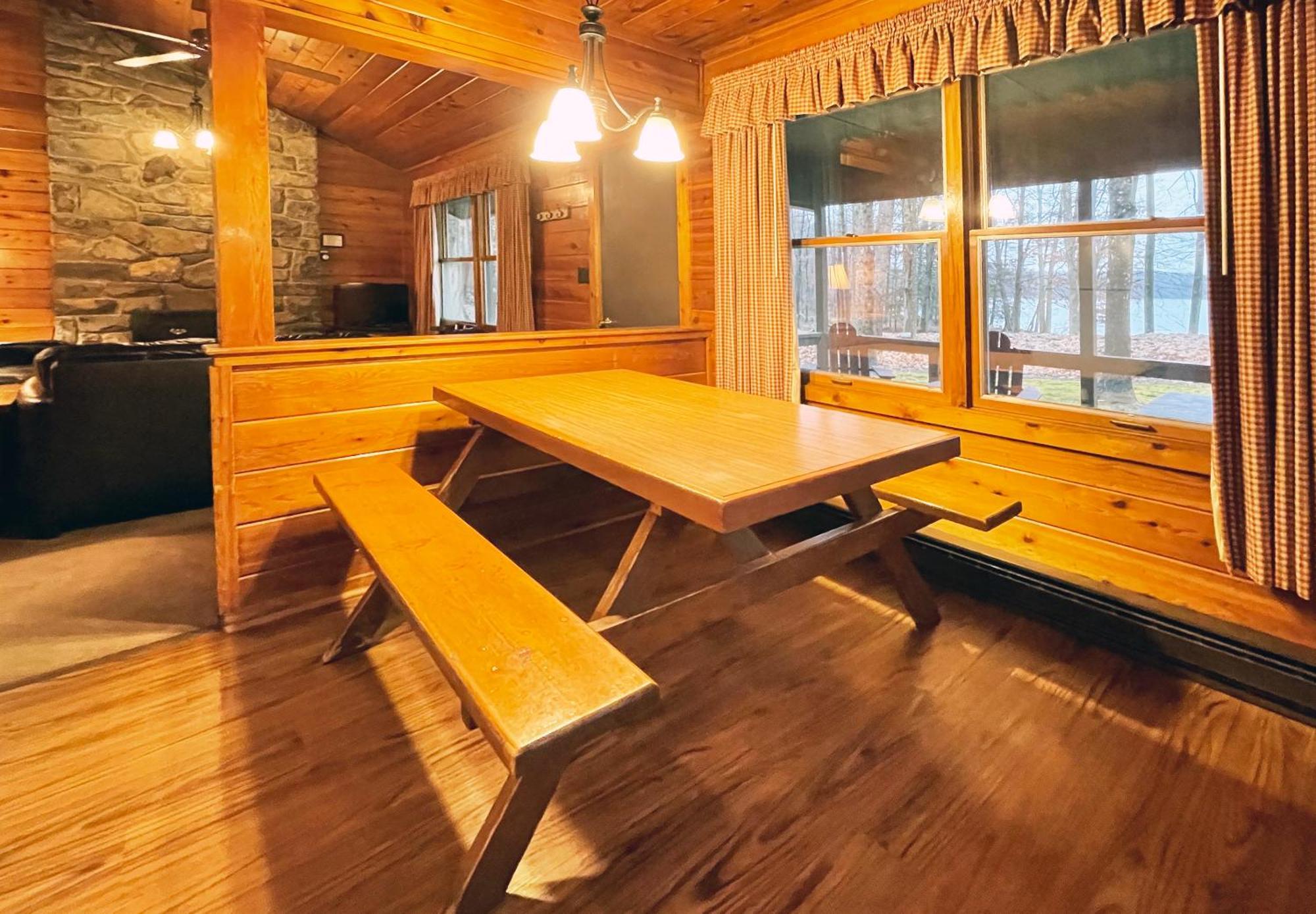 Mountain Springs Lake Resort Stroudsburg Extérieur photo